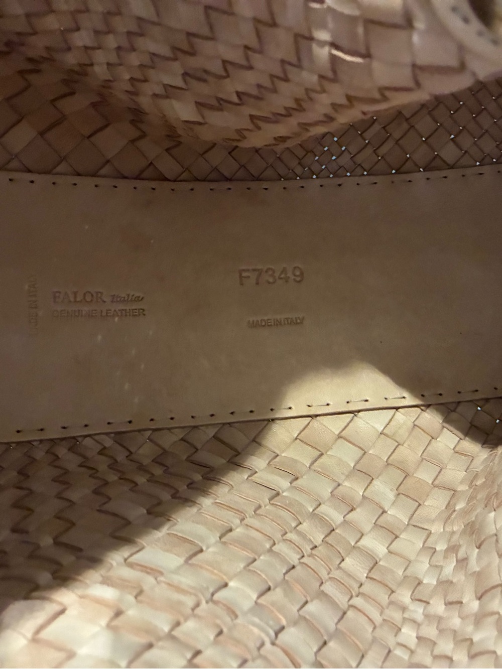 Falor Italia Woven Tote Bag in Natural Cream - Stylish Everyday Carry - Picture 7 of 9